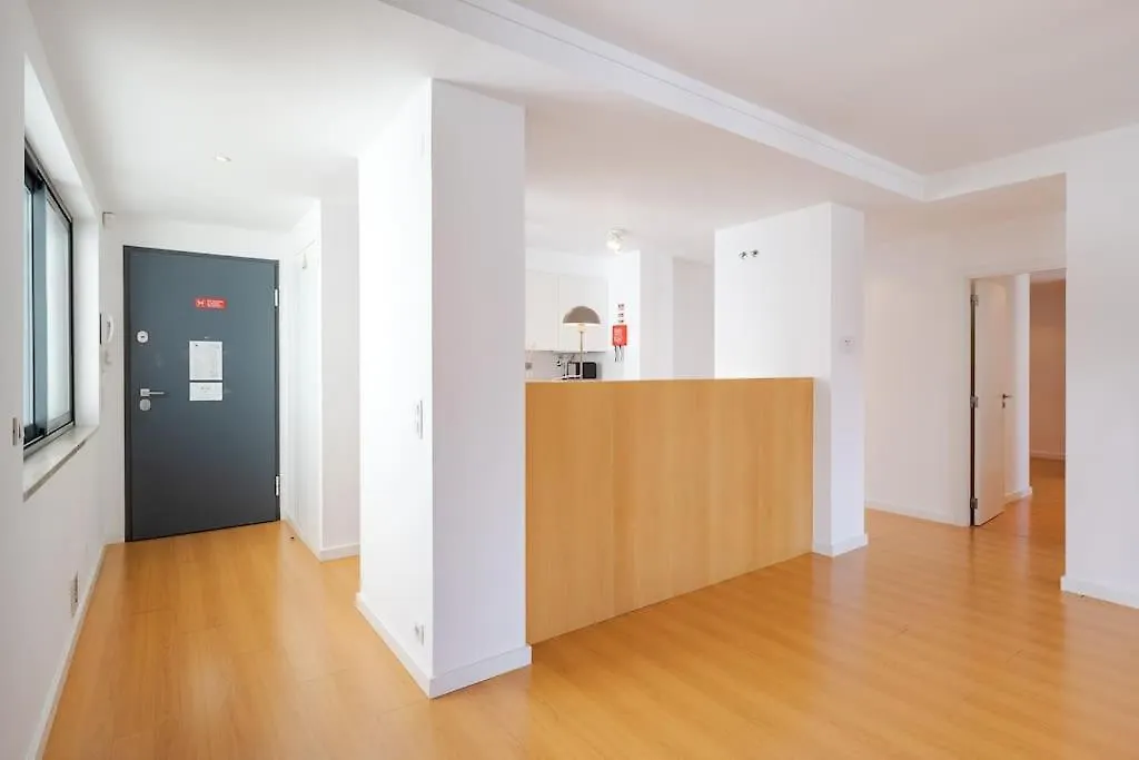 Apartment For The City Lovers- Downtown Lisbon- Free Parking Portugal