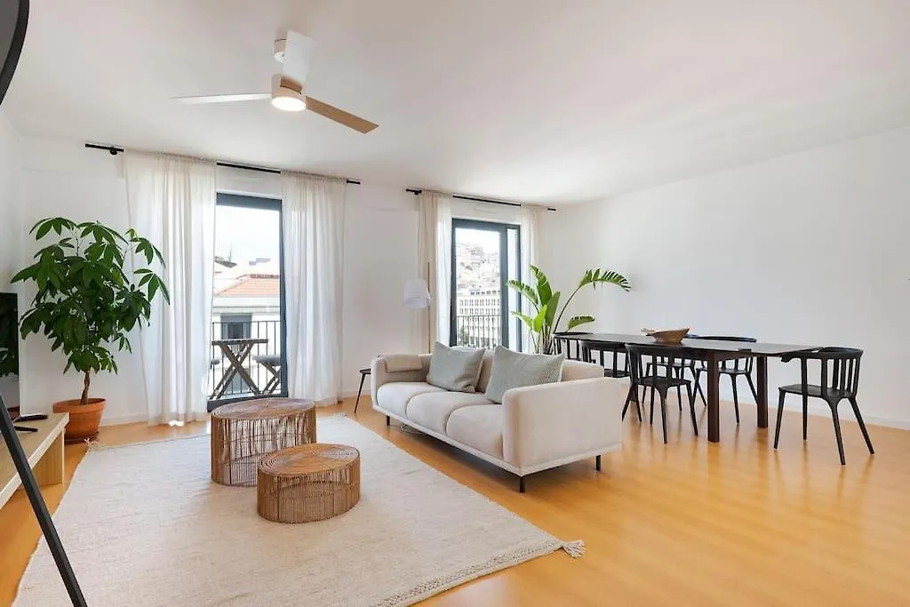 Apartment For The City Lovers- Downtown Lisbon- Free Parking Portugal