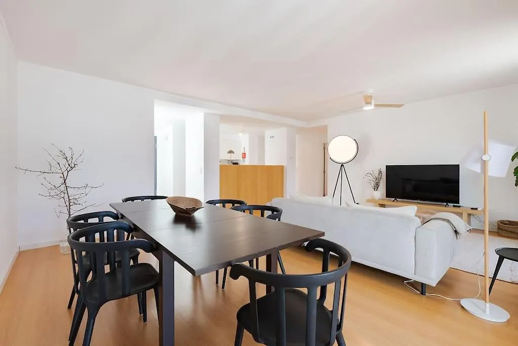 For The City Lovers- Downtown Lisbon- Free Parking Apartment