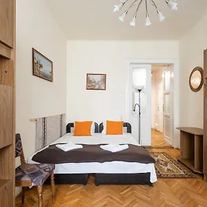 Bpr W21 Retro With Balcony , Budapest Hungary