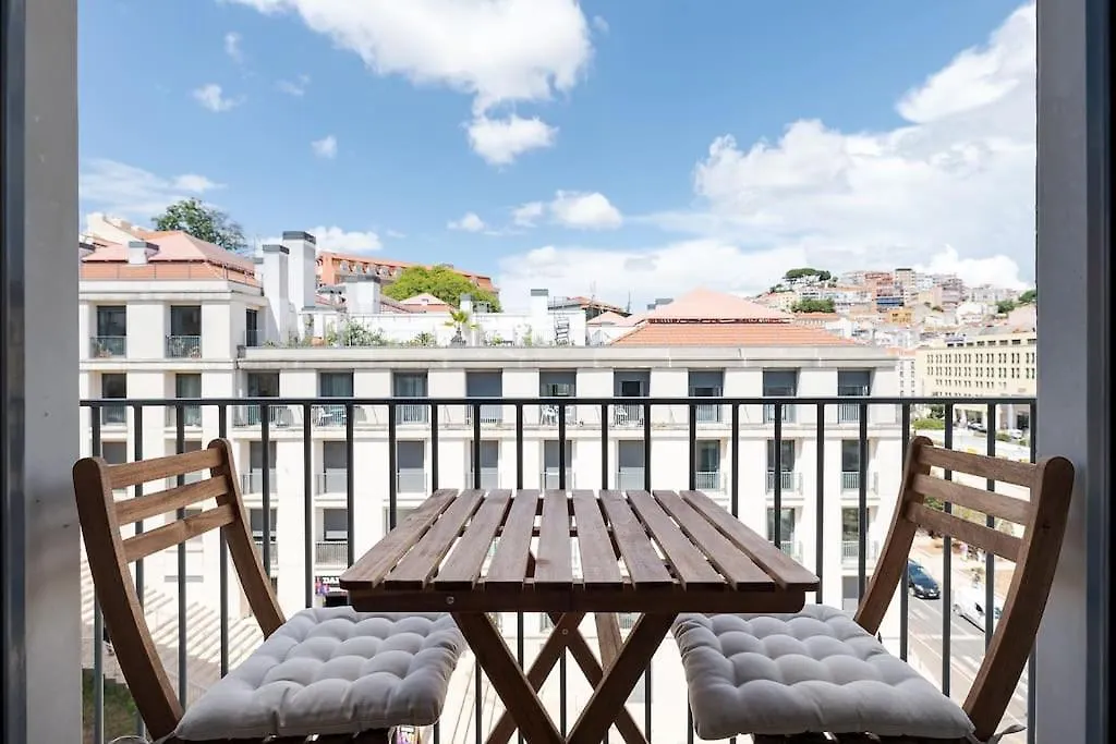 Apartment For The City Lovers- Downtown Lisbon- Free Parking